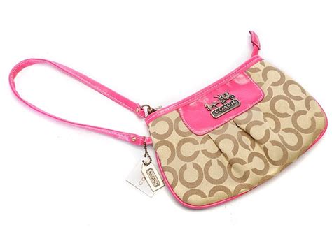 coach wristlets outlet store online.